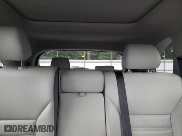 2016 Kia Sorento SX с VIN 5XYPKDA54GG127798, выставлен на аукционе Copart как лот 65968035 с пробегом 61 268 миль миль и Списание • Salvage title. История ставок и продаж доступна на DreamBid. Изображение 10.