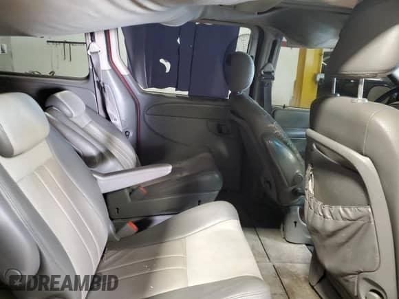 2007 Dodge Grand Caravan SXT with VIN 2D4GP44L57R151117, listed as a Copart auction lot 85391625 with 211,688 mi miles and Salvage title. Bid and sale history available at DreamBid. Image 11.