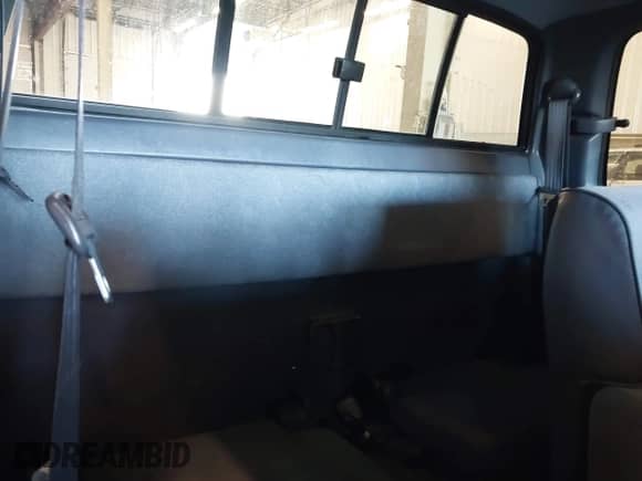 2000 Toyota Tacoma with VIN 4TAWM72N5YZ650056, listed as a IAAI auction lot 41680278 with 257,819 mi miles and . Bid and sale history available at DreamBid. Image 8.