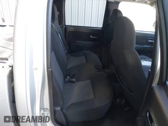 2010 Chevrolet Colorado 1LT z VIN 1GCDSCDE0A8101688, wystawiony jako IAAI lot #41631414 z przebiegiem 220 308 mil mil oraz . Historia ofert i sprzedaży dostępna na DreamBid. Obrazek 8.