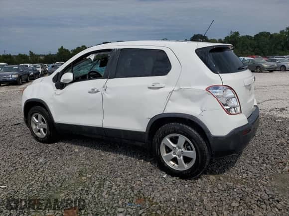 2015 Chevrolet Trax LS z VIN 3GNCJPSB1FL244227, wystawiony jako Copart lot #69014085 z przebiegiem 45 193 mil mil oraz Szkoda całkowita • Salvage title. Historia ofert i sprzedaży dostępna na DreamBid. Obrazek 2.