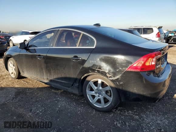 2015 Volvo S60 с VIN YV126MFA2F2310320, выставлен на аукционе Copart как лот 46932005 с пробегом 103 247 миль миль и Чистый • Clean title. История ставок и продаж доступна на DreamBid. Изображение 2.