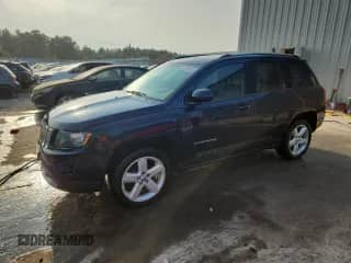 2014 Jeep Compass Latitude with VIN 1C4NJCEAXED848831, listed as a Copart auction lot 69135015 with 126,178 mi miles and Clean title. Bid and sale history available at DreamBid. Image 1.