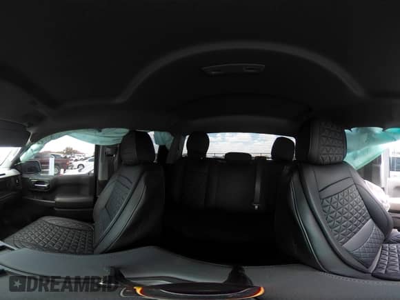 2025 Chevrolet Silverado 1500 z VIN 1GCRKBEK0SZ264681, wystawiony jako IAAI lot #42570981 z przebiegiem 4 783 mil mil oraz . Historia ofert i sprzedaży dostępna na DreamBid. Obrazek 18.