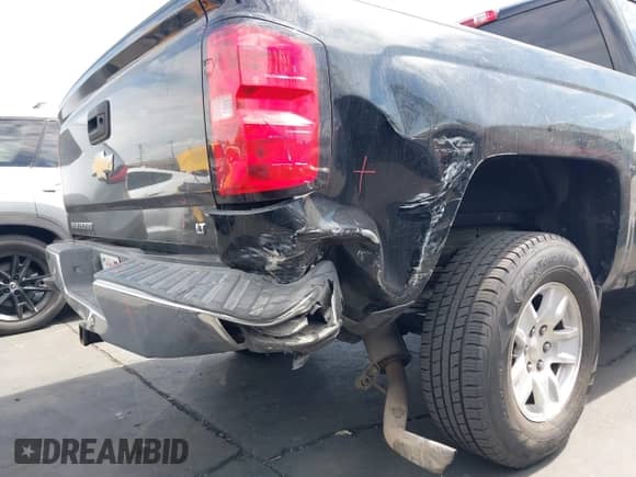 2017 Chevrolet Silverado 1500 LT с VIN 3GCPCREC3HG119634, выставлен на аукционе IAAI как лот 43253768 с пробегом 127 761 миль миль и . История ставок и продаж доступна на DreamBid. Изображение 6.