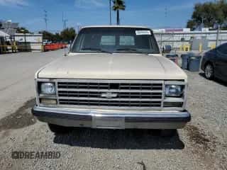1989 Chevrolet Suburban с VIN 1GNGR26N6KF150544, выставлен на аукционе Copart как лот 50469335 с пробегом 21 480 миль миль и Чистый • Clean title. История ставок и продаж доступна на DreamBid. Изображение 5.