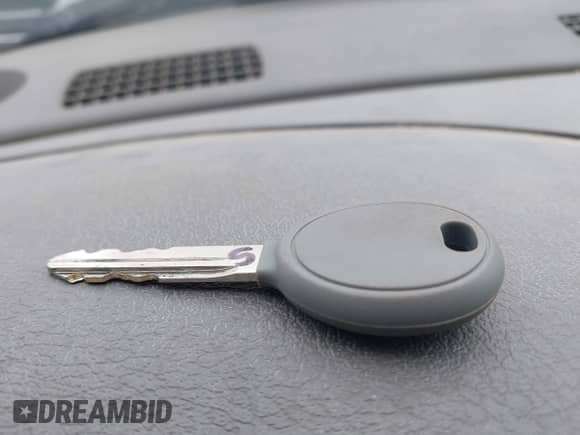 2007 Dodge 1500 SLT z VIN 1D7HA16P27J567637, wystawiony jako IAAI lot #42122423 z przebiegiem 230 111 mil mil oraz . Historia ofert i sprzedaży dostępna na DreamBid. Obrazek 11.