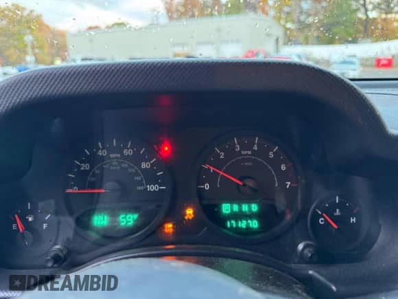 2007 Jeep Wrangler Unlimited X z VIN 1J8GA39177L144753, wystawiony jako Copart lot #90586105 z przebiegiem 171 270 mil mil oraz Czysty tytuł • Clean title. Historia ofert i sprzedaży dostępna na DreamBid. Obrazek 7.