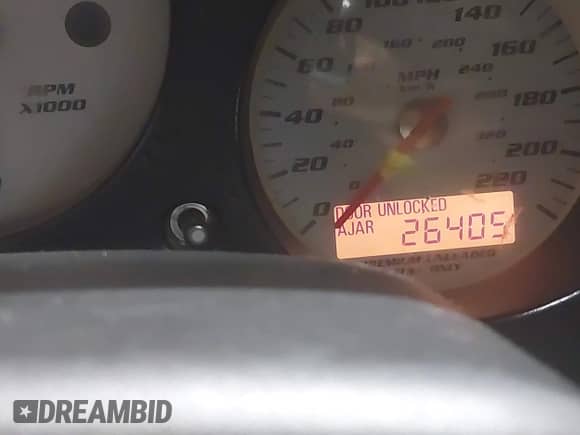 2003 Dodge Viper SRT-10 с VIN 1B3JR65ZX3V501667, выставлен на аукционе IAAI как лот 42926637 с пробегом 26 405 миль миль и . История ставок и продаж доступна на DreamBid. Изображение 7.