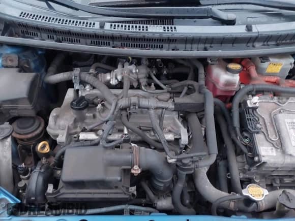 2015 Toyota Prius One z VIN JTDKDTB33F1103695, wystawiony jako IAAI lot #43043113 z przebiegiem 146 555 mil mil oraz . Historia ofert i sprzedaży dostępna na DreamBid. Obrazek 10.