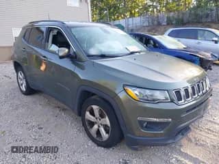 2018 Jeep Compass Latitude z VIN 3C4NJDBB4JT148116, wystawiony jako IAAI lot #43050663 z przebiegiem 103 907 mil mil oraz . Historia ofert i sprzedaży dostępna na DreamBid. Obrazek 1.