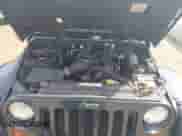 2007 Jeep Wrangler Unlimited Sahara z VIN 1J4GA591X7L117415, wystawiony jako IAAI lot #42509979 z przebiegiem 96 192 mil mil oraz . Historia ofert i sprzedaży dostępna na DreamBid. Obrazek 10.