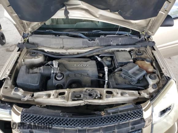 2008 Chevrolet Equinox LS z VIN 2CNDL23F486305925, wystawiony jako Copart lot #66680054 z przebiegiem 157 409 mil mil oraz Szkoda całkowita • Salvage title. Historia ofert i sprzedaży dostępna na DreamBid. Obrazek 13.