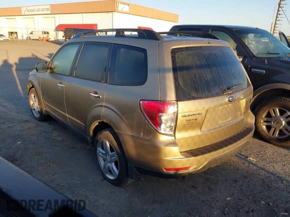 2009 Subaru Forester X Limited with VIN JF2SH64639H707290, listed as a IAAI auction lot 37348852 with 146,176 mi miles and . Bid and sale history available at DreamBid. Image 3.