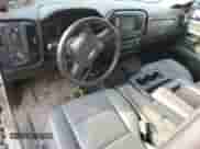 2018 Chevrolet Silverado 3500HD Work Truck с VIN 1GB4KYCY6JF124885, выставлен на аукционе Copart как лот 61154445 с пробегом 115 687 миль миль и Списание • Salvage title. История ставок и продаж доступна на DreamBid. Изображение 8.