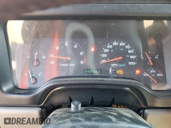 2004 Jeep Wrangler Sport z VIN 1J4FA49S24P710365, wystawiony jako Copart lot #68557195 z przebiegiem 242 901 mil mil oraz Szkoda całkowita • Salvage title. Historia ofert i sprzedaży dostępna na DreamBid. Obrazek 9.