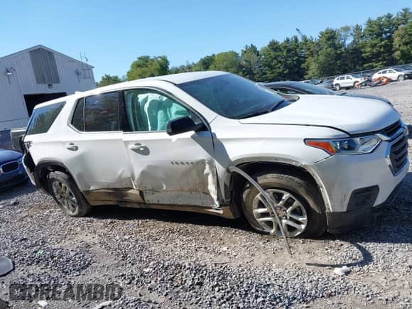2021 Chevrolet Traverse LS with VIN 1GNEVFKWXMJ200385, listed as a IAAI auction lot 43332024 with 43,118 mi miles and . Bid and sale history available at DreamBid. Image 12.