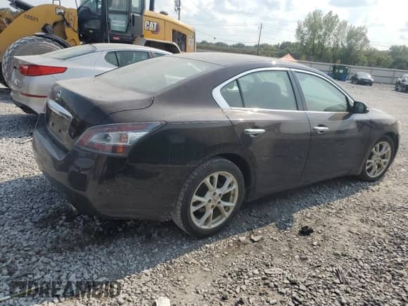 2013 Nissan Maxima SV z VIN 1N4AA5AP8DC838894, wystawiony jako Copart lot #71678155 z przebiegiem 194 284 mil mil oraz Szkoda całkowita • Salvage title. Historia ofert i sprzedaży dostępna na DreamBid. Obrazek 3.
