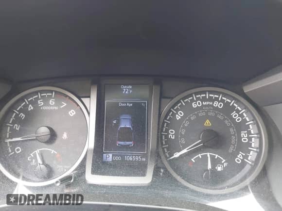 2019 Toyota Tacoma SR с VIN 3TMCZ5AN1KM265522, выставлен на аукционе IAAI как лот 43395830 с пробегом 106 565 миль миль и . История ставок и продаж доступна на DreamBid. Изображение 7.