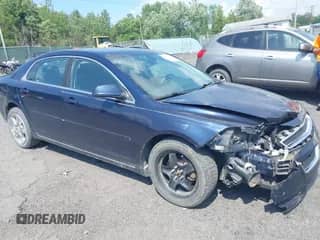 2010 Chevrolet Malibu 2LT z VIN 1G1ZD5EB4AF166757, wystawiony jako IAAI lot #42828050 z przebiegiem 123 431 mil mil oraz . Historia ofert i sprzedaży dostępna na DreamBid. Obrazek 1.