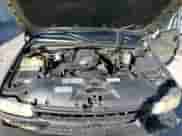 2001 Chevrolet Silverado 1500HD LS с VIN 1GCGC13U71F206182, выставлен на аукционе Copart как лот 76316374 с пробегом 362 467 миль миль и Списание • Salvage title. История ставок и продаж доступна на DreamBid. Изображение 11.