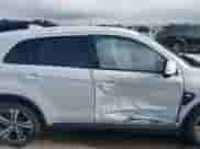 2021 Mitsubishi Outlander ES z VIN JA4APUAU9MU006235, wystawiony jako IAAI lot #42368973 z przebiegiem 86 145 mil mil oraz . Historia ofert i sprzedaży dostępna na DreamBid. Obrazek 13.