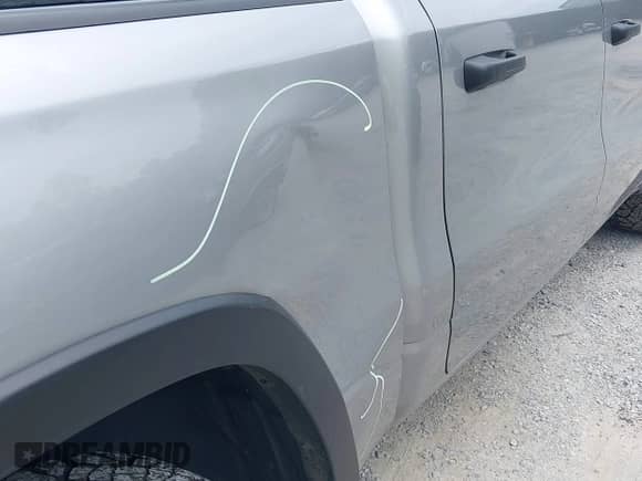 2025 Ram 1500 Rebel z VIN 1C6SRFLP3SN574597, wystawiony jako IAAI lot #42865040 z przebiegiem 35 346 mil mil oraz . Historia ofert i sprzedaży dostępna na DreamBid. Obrazek 17.