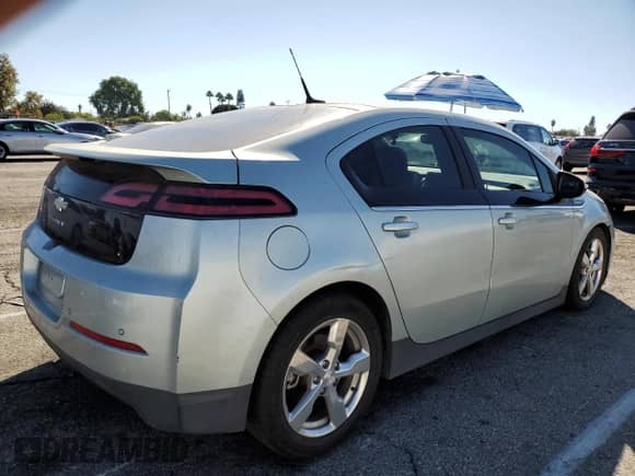 2011 Chevrolet Volt with VIN 1G1RC6E44BU102886, listed as a Copart auction lot 86185445 with 77,688 mi miles and Salvage title. Bid and sale history available at DreamBid. Image 3.