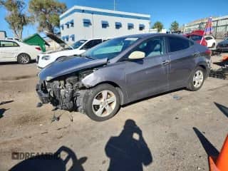 2012 Hyundai Elantra Limited с VIN 5NPDH4AE8CH091392, выставлен на аукционе Copart как лот 86407835 с пробегом 176 462 миль миль и Списание • Salvage title. История ставок и продаж доступна на DreamBid. Изображение 1.