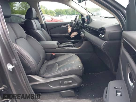 2025 Honda Pilot EX-L с VIN 5FNYG1H43SB105597, выставлен на аукционе IAAI как лот 42353893 с пробегом 3 971 миль миль и . История ставок и продаж доступна на DreamBid. Изображение 5.