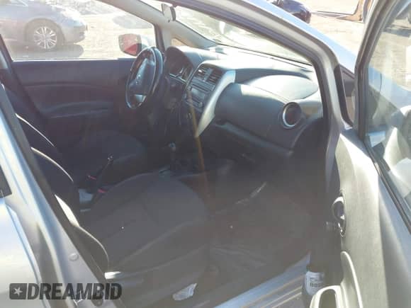 2016 Nissan Note S with VIN 3N1CE2CP9GL369474, listed as a IAAI auction lot 43541932 with 113,685 mi miles and . Bid and sale history available at DreamBid. Image 5.