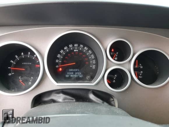 2013 Toyota Tundra Limited с VIN 5TFHW5F11DX313845, выставлен на аукционе Copart как лот 55480355 с пробегом 352 781 миль миль и Списание • Salvage title. История ставок и продаж доступна на DreamBid. Изображение 9.