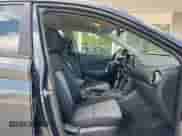 2018 Hyundai Kona SE z VIN KM8K1CAA7JU177889, wystawiony jako IAAI lot #43087670 z przebiegiem 155 774 mil mil oraz . Historia ofert i sprzedaży dostępna na DreamBid. Obrazek 5.