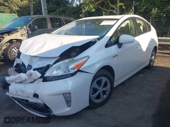 2013 Toyota Prius One с VIN JTDKN3DU1D5647492, выставлен на аукционе IAAI как лот 43128327 с пробегом 181 706 миль миль и . История ставок и продаж доступна на DreamBid. Изображение 16.