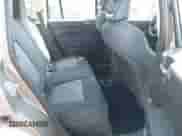 2008 Jeep Compass Sport с VIN 1J8FT47068D635994, выставлен на аукционе IAAI как лот 42392737 с пробегом 169 436 миль миль и . История ставок и продаж доступна на DreamBid. Изображение 8.