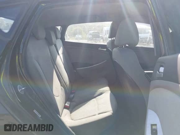 2014 Hyundai Accent GS с VIN KMHCT5AE7EU168788, выставлен на аукционе IAAI как лот 43163838 с пробегом 247 820 миль миль и . История ставок и продаж доступна на DreamBid. Изображение 8.