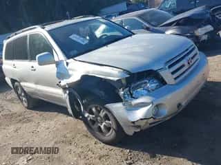 2005 Toyota Highlander с VIN JTEEP21A550075817, выставлен на аукционе IAAI как лот 43257796 с пробегом 101 285 миль миль и . История ставок и продаж доступна на DreamBid. Изображение 1.