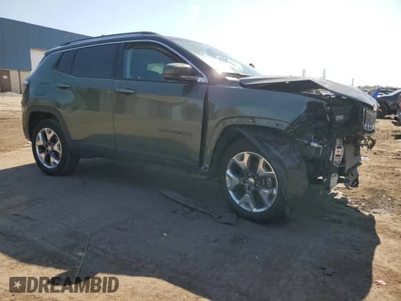 2020 Jeep Compass Limited with VIN 3C4NJDCB9LT216203, listed as a Copart auction lot 80500965 with 32,867 mi miles and Salvage title. Bid and sale history available at DreamBid. Image 4.