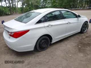 2013 Hyundai Sonata Limited с VIN 5NPEC4AC1DH586794, выставлен на аукционе IAAI как лот 42981355 с пробегом 226 203 миль миль и . История ставок и продаж доступна на DreamBid. Изображение 4.
