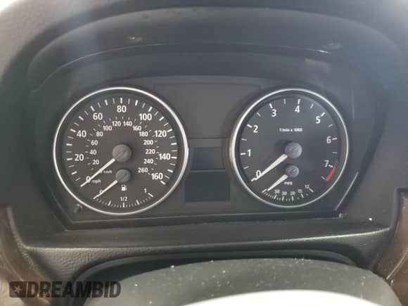 2006 BMW 3 Series 325xi with VIN WBAVD13546KV08960, listed as a Copart auction lot 81710605 with Not provided miles and Salvage title. Bid and sale history available at DreamBid. Image 9.