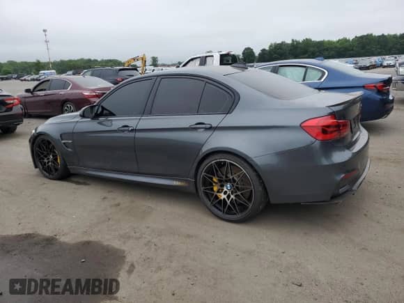 2017 BMW M3 z VIN WBS8M9C37H5G86176, wystawiony jako Copart lot #61449215 z przebiegiem 71 108 mil mil oraz Szkoda całkowita • Salvage title. Historia ofert i sprzedaży dostępna na DreamBid. Obrazek 2.