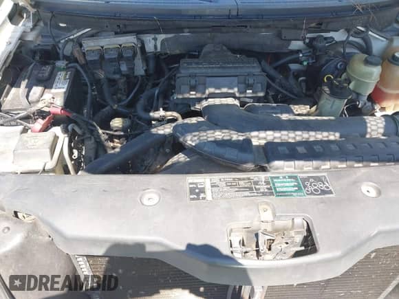 2004 Ford F-150 XLT z VIN 1FTPW14584KA51894, wystawiony jako IAAI lot #43200871 z przebiegiem 339 109 mil mil oraz . Historia ofert i sprzedaży dostępna na DreamBid. Obrazek 10.