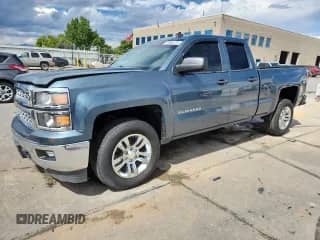 2014 Chevrolet Silverado 1500 LT z VIN 1GCVKREC2EZ306689, wystawiony jako Copart lot #71933075 z przebiegiem 121 496 mil mil oraz Szkoda całkowita • Salvage title. Historia ofert i sprzedaży dostępna na DreamBid. Obrazek 1.