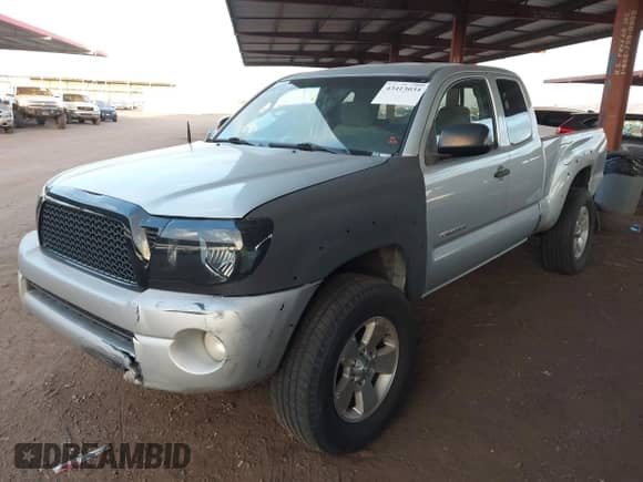 2006 Toyota Tacoma PreRunner с VIN 5TETU62N76Z145476, выставлен на аукционе IAAI как лот 43413034 с пробегом 220 496 миль миль и . История ставок и продаж доступна на DreamBid. Изображение 18.