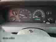 2003 Jeep Grand Cherokee Laredo z VIN 1J4GX48S33C515336, wystawiony jako Copart lot #61626565 z przebiegiem 210 160 mil mil oraz Szkoda całkowita • Salvage title. Historia ofert i sprzedaży dostępna na DreamBid. Obrazek 15.