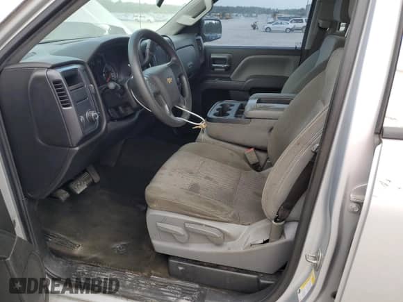 2018 Chevrolet Silverado 1500 Custom z VIN 1GCRCPEH5JZ103336, wystawiony jako Copart lot #59181545 z przebiegiem 150 385 mil mil oraz Szkoda całkowita • Salvage title. Historia ofert i sprzedaży dostępna na DreamBid. Obrazek 7.