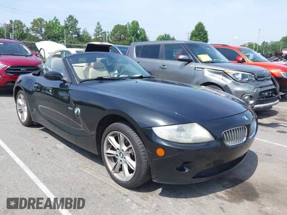 2005 BMW Z4 3.0i с VIN 4USBT53575LU11559, выставлен на аукционе IAAI как лот 42513436 с пробегом 111 538 миль миль и . История ставок и продаж доступна на DreamBid. Изображение 1.