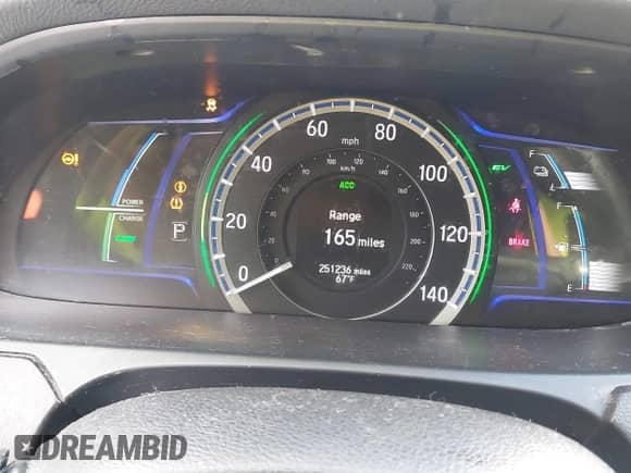 2014 Honda Accord Touring z VIN 1HGCR6F72EA010462, wystawiony jako IAAI lot #43379000 z przebiegiem 251 236 mil mil oraz . Historia ofert i sprzedaży dostępna na DreamBid. Obrazek 7.