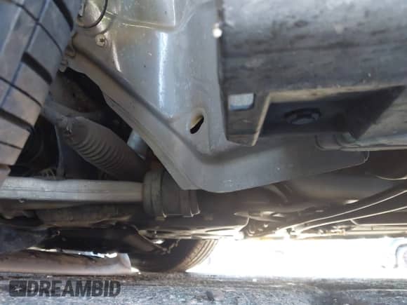 2015 Ford Focus SE с VIN 1FADP3K25FL369477, выставлен на аукционе IAAI как лот 43453598 с пробегом 147 698 миль миль и . История ставок и продаж доступна на DreamBid. Изображение 14.