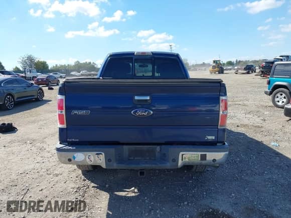 2010 Ford F-150 XL с VIN 1FTFW1EV5AFC42705, выставлен на аукционе IAAI как лот 43384600 с пробегом Не указан миль и . История ставок и продаж доступна на DreamBid. Изображение 15.